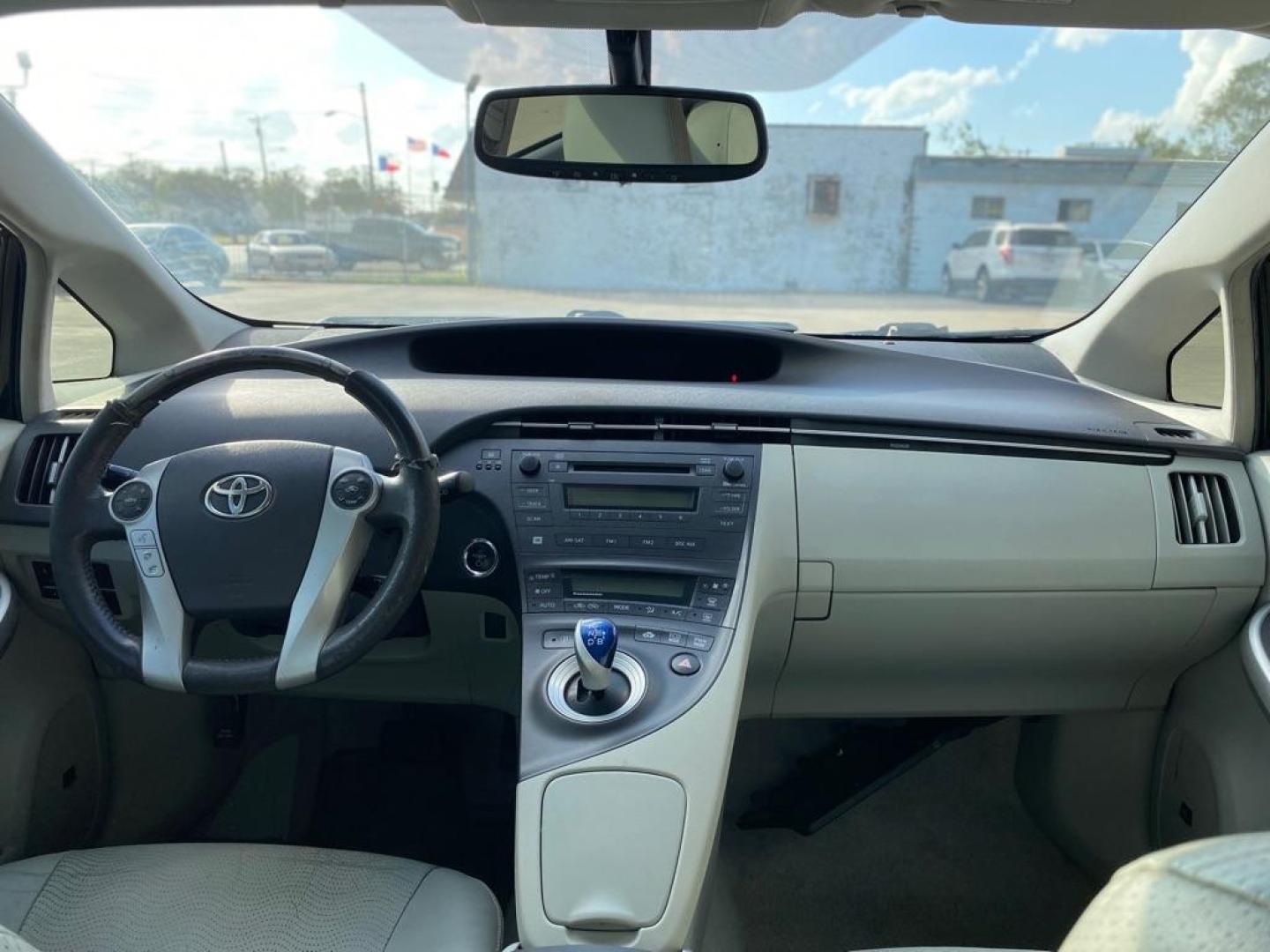 2010 BLACK TOYOTA PRIUS (JTDKN3DU6A0) with an 1.8L engine, Continuously Variable transmission, located at 4415 NE 28th St., Haltom City, TX, 76117, (817) 222-9334, 0.000000, 0.000000 - Photo#8