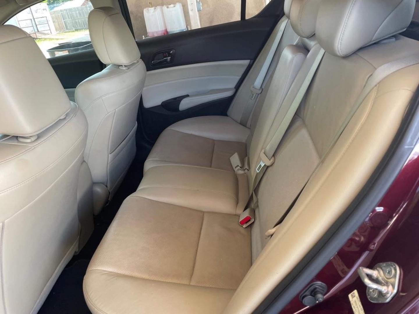 2014 MAROON ACURA ILX 20 TECH (19VDE1F77EE) with an 2.0L engine, Automatic transmission, located at 4415 NE 28th St., Haltom City, TX, 76117, (817) 222-9334, 0.000000, 0.000000 - Photo#3