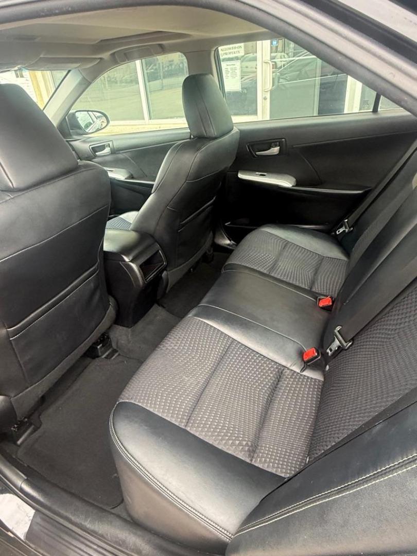 2012 BLACK TOYOTA CAMRY BASE (4T1BF1FKXCU) with an 2.5L engine, Automatic transmission, located at 4415 NE 28th St., Haltom City, TX, 76117, (817) 222-9334, 0.000000, 0.000000 - Photo#5