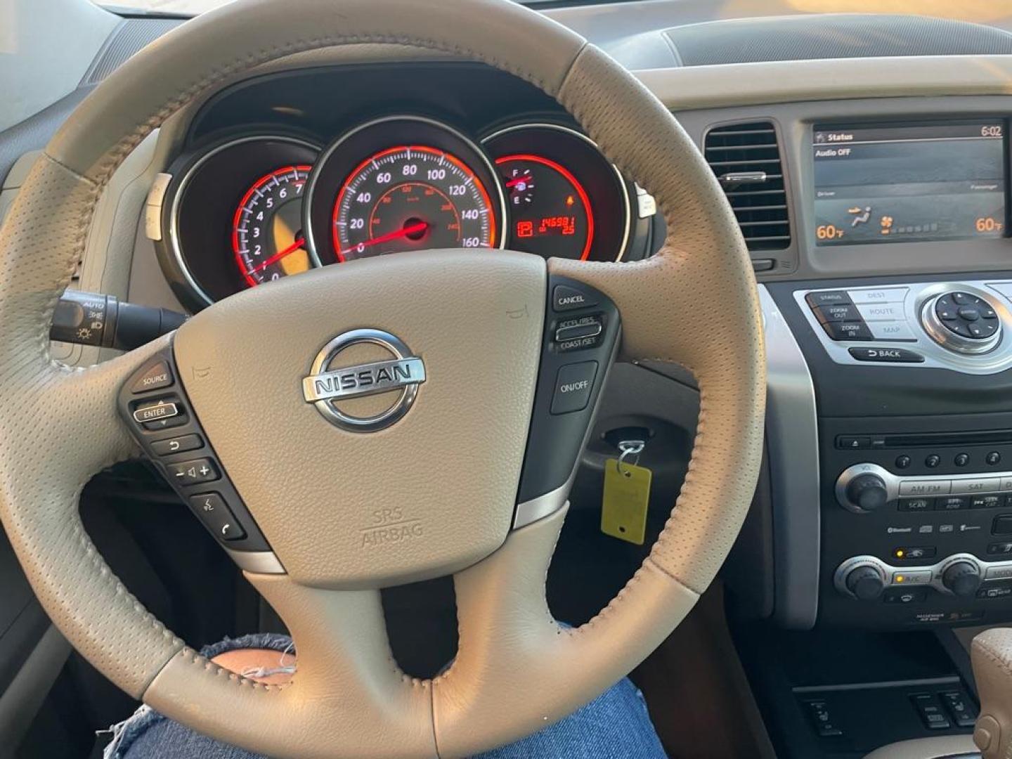 2009 GRAY NISSAN MURANO S (JN8AZ18WX9W) with an 3.5L engine, Continuously Variable transmission, located at 4415 NE 28th St., Haltom City, TX, 76117, (817) 222-9334, 0.000000, 0.000000 - Photo#4