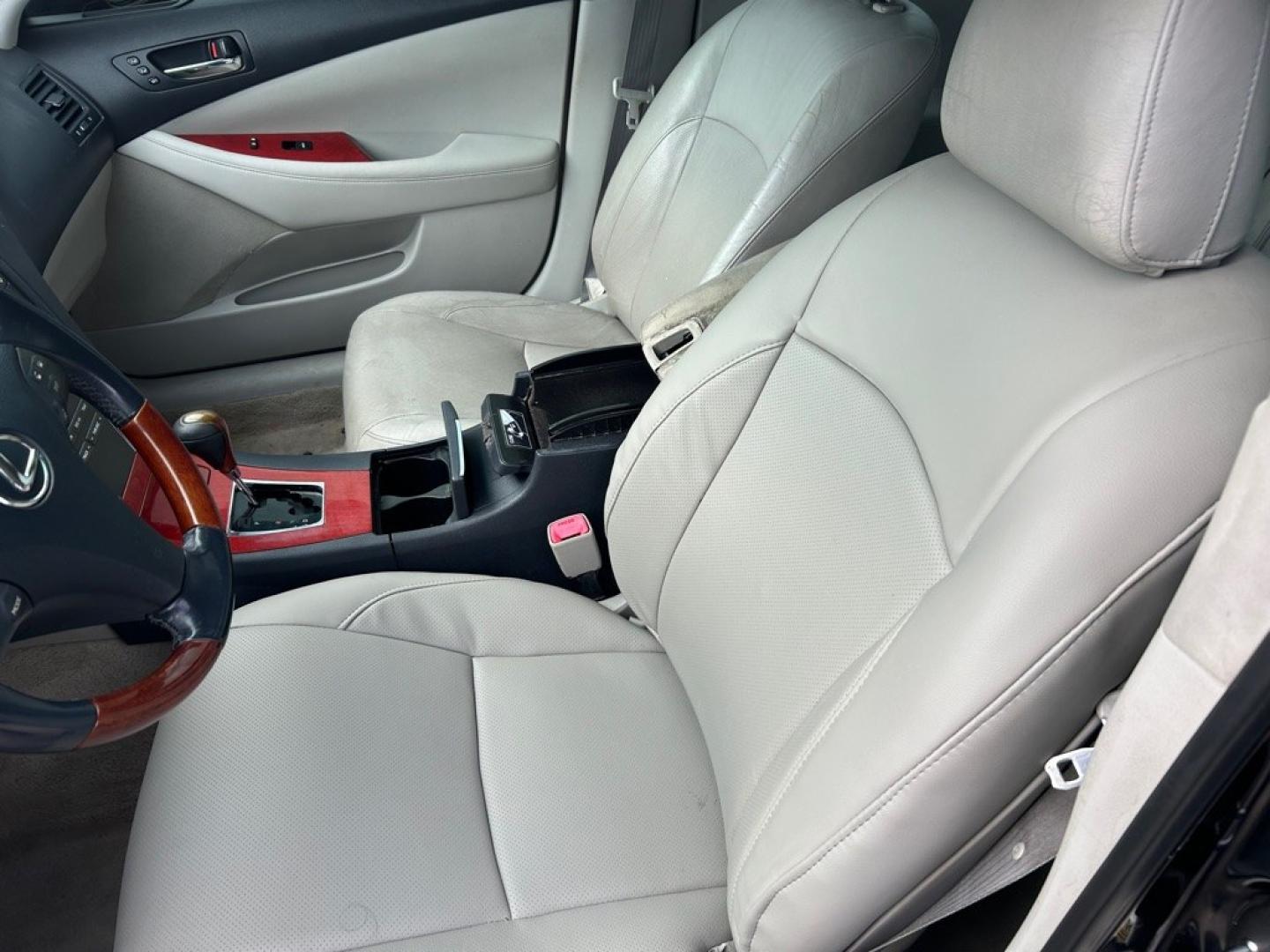 2009 BLUE LEXUS ES 350 (JTHBJ46G992) with an 3.5L engine, Automatic transmission, located at 4415 NE 28th St., Haltom City, TX, 76117, (817) 222-9334, 0.000000, 0.000000- Photo#8