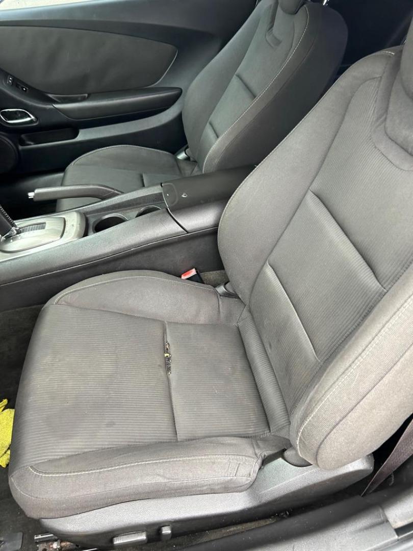 2013 BLUE CHEVROLET CAMARO LT (2G1FB1E31D9) with an 3.6L engine, Automatic transmission, located at 4415 NE 28th St., Haltom City, TX, 76117, (817) 222-9334, 0.000000, 0.000000 - Photo#7