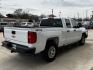 2018 WHITE CHEVROLET SILVERADO 1500 (1GCVKNEC0JZ) with an 5.3L engine, Automatic transmission, located at 4415 NE 28th St., Haltom City, TX, 76117, (817) 222-9334, 0.000000, 0.000000 - Photo#4