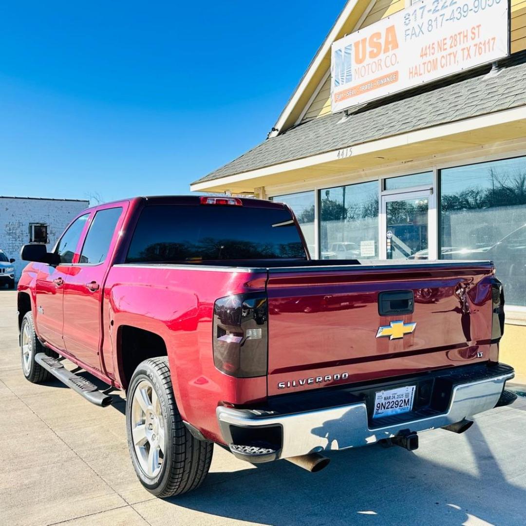 2015 RED CHEVROLET SILVERADO 1500 LT (3GCPCREC8FG) with an 5.3L engine, Automatic transmission, located at 4415 NE 28th St., Haltom City, TX, 76117, (817) 222-9334, 0.000000, 0.000000 - Photo#4