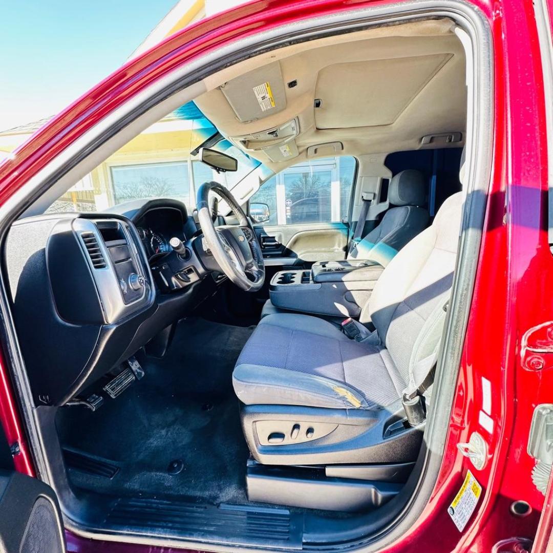 2015 RED CHEVROLET SILVERADO 1500 LT (3GCPCREC8FG) with an 5.3L engine, Automatic transmission, located at 4415 NE 28th St., Haltom City, TX, 76117, (817) 222-9334, 0.000000, 0.000000 - Photo#7