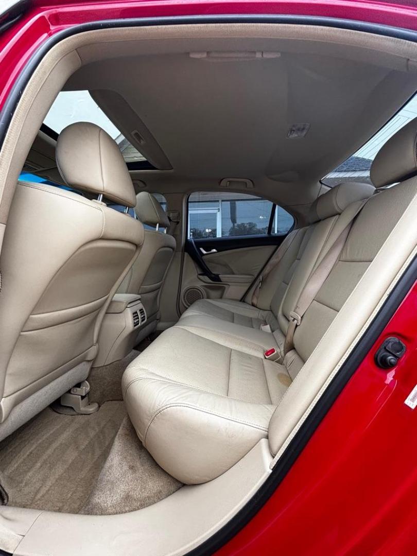 2013 RED ACURA TSX TECH (JH4CU2F66DC) with an 2.4L engine, Automatic transmission, located at 4415 NE 28th St., Haltom City, TX, 76117, (817) 222-9334, 0.000000, 0.000000 - Photo#9