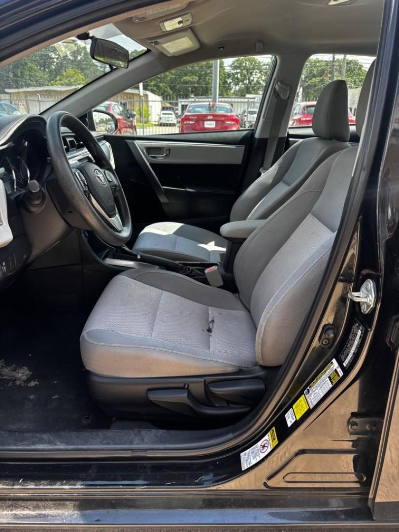 2015 BLACK TOYOTA COROLLA L (2T1BURHE9FC) with an 1.8L engine, Automatic transmission, located at 4415 NE 28th St., Haltom City, TX, 76117, (817) 222-9334, 0.000000, 0.000000 - Photo#7
