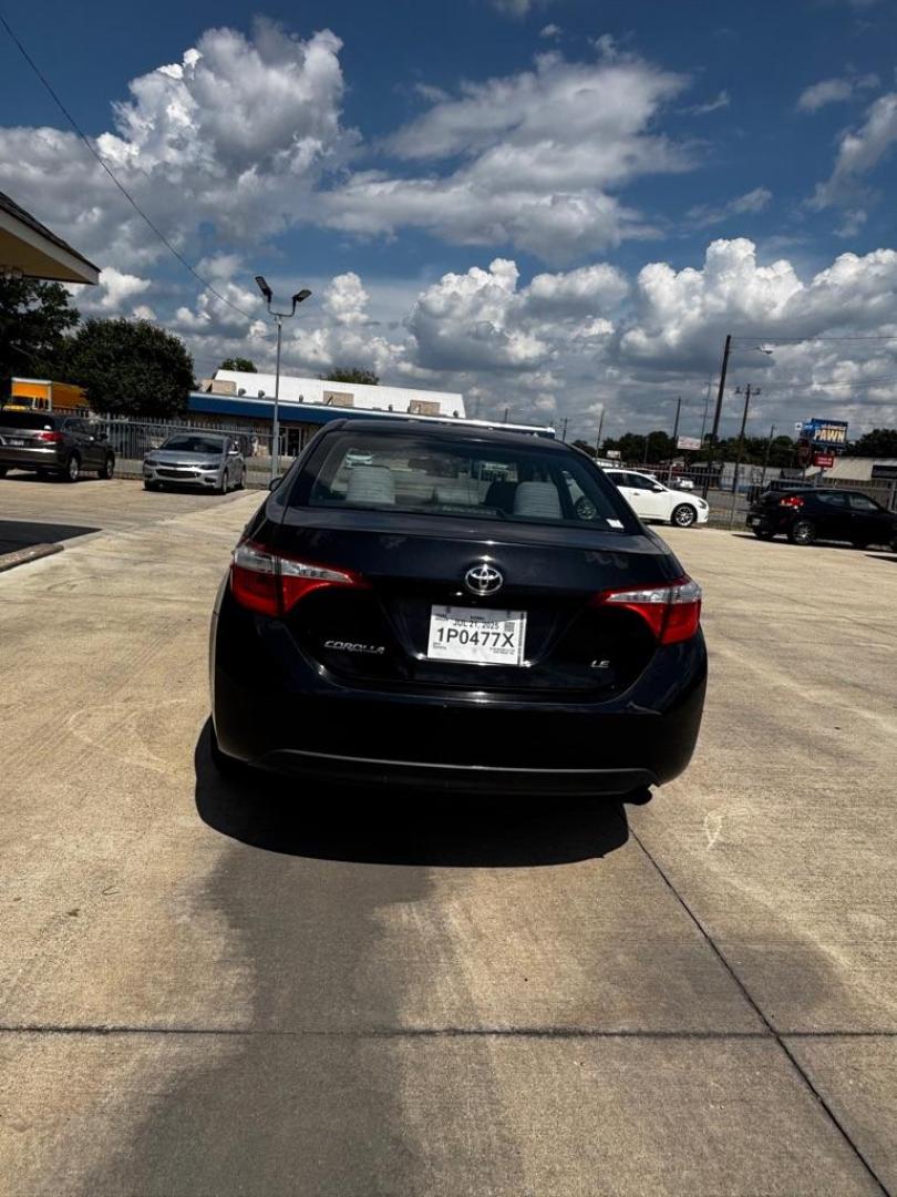 2015 BLACK TOYOTA COROLLA L (2T1BURHE9FC) with an 1.8L engine, Automatic transmission, located at 4415 NE 28th St., Haltom City, TX, 76117, (817) 222-9334, 0.000000, 0.000000 - Photo#9
