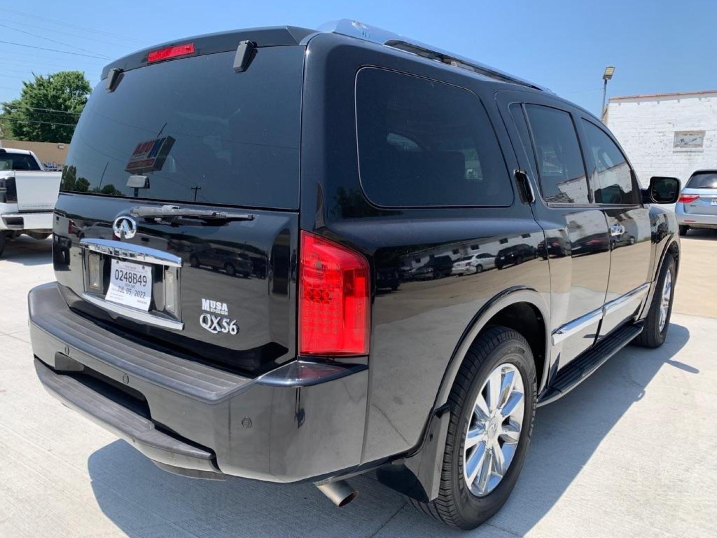 2008 BLACK INFINITI QX56 (5N3AA08D78N) with an 5.6L engine, Automatic transmission, located at 4415 NE 28th St., Haltom City, TX, 76117, (817) 222-9334, 0.000000, 0.000000 - Photo#0