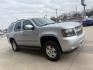 2012 SILVER CHEVROLET TAHOE 1500 LT (1GNSCBE05CR) with an 5.3L engine, Automatic transmission, located at 4415 NE 28th St., Haltom City, TX, 76117, (817) 222-9334, 0.000000, 0.000000 - Photo#2