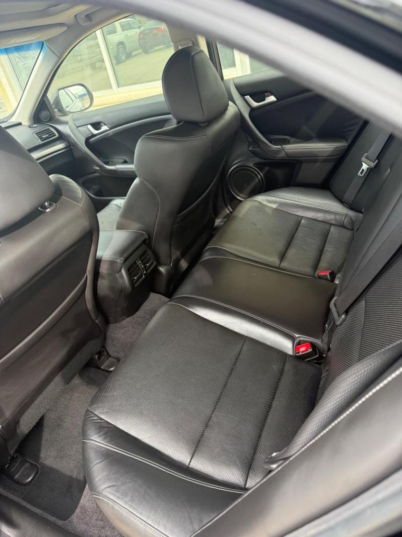 2013 BLACK ACURA TSX TECH (JH4CU2F64DC) with an 2.4L engine, Automatic transmission, located at 4415 NE 28th St., Haltom City, TX, 76117, (817) 222-9334, 0.000000, 0.000000 - Photo#4