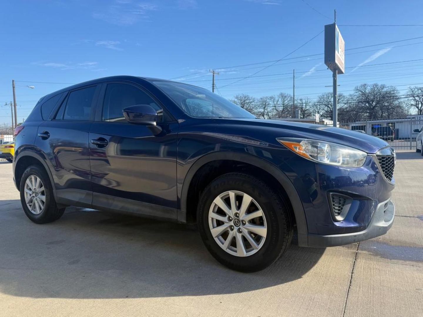 2013 BLUE MAZDA CX-5 SPORT (JM3KE2BE1D0) with an 2.0L engine, 6-Speed Manual transmission, located at 4415 NE 28th St., Haltom City, TX, 76117, (817) 222-9334, 0.000000, 0.000000 - Photo#1