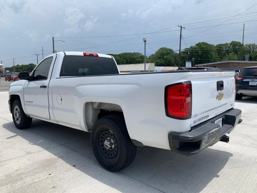 2014 WHITE CHEVROLET SILVERADO 1500 (1GCNCPEH3EZ) with an 4.3L engine, Automatic transmission, located at 4415 NE 28th St., Haltom City, TX, 76117, (817) 222-9334, 0.000000, 0.000000 - Photo #5