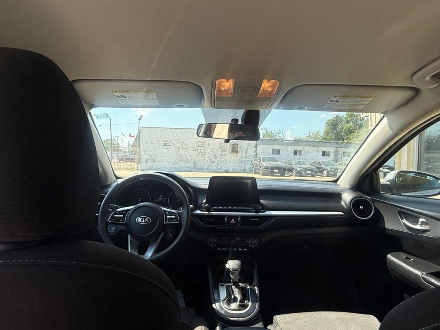 2019 Kia FORTE LXS - Photo 7