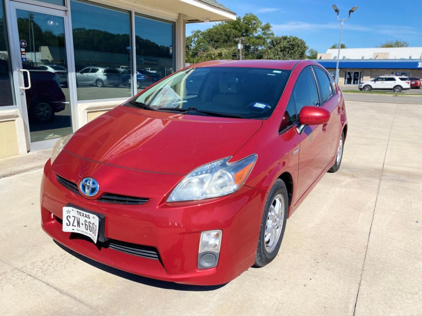 2010 RED TOYOTA PRIUS (JTDKN3DU9A5) with an 1.8L engine, Continuously Variable transmission, located at 4415 NE 28th St., Haltom City, TX, 76117, (817) 222-9334, 0.000000, 0.000000- Photo#0