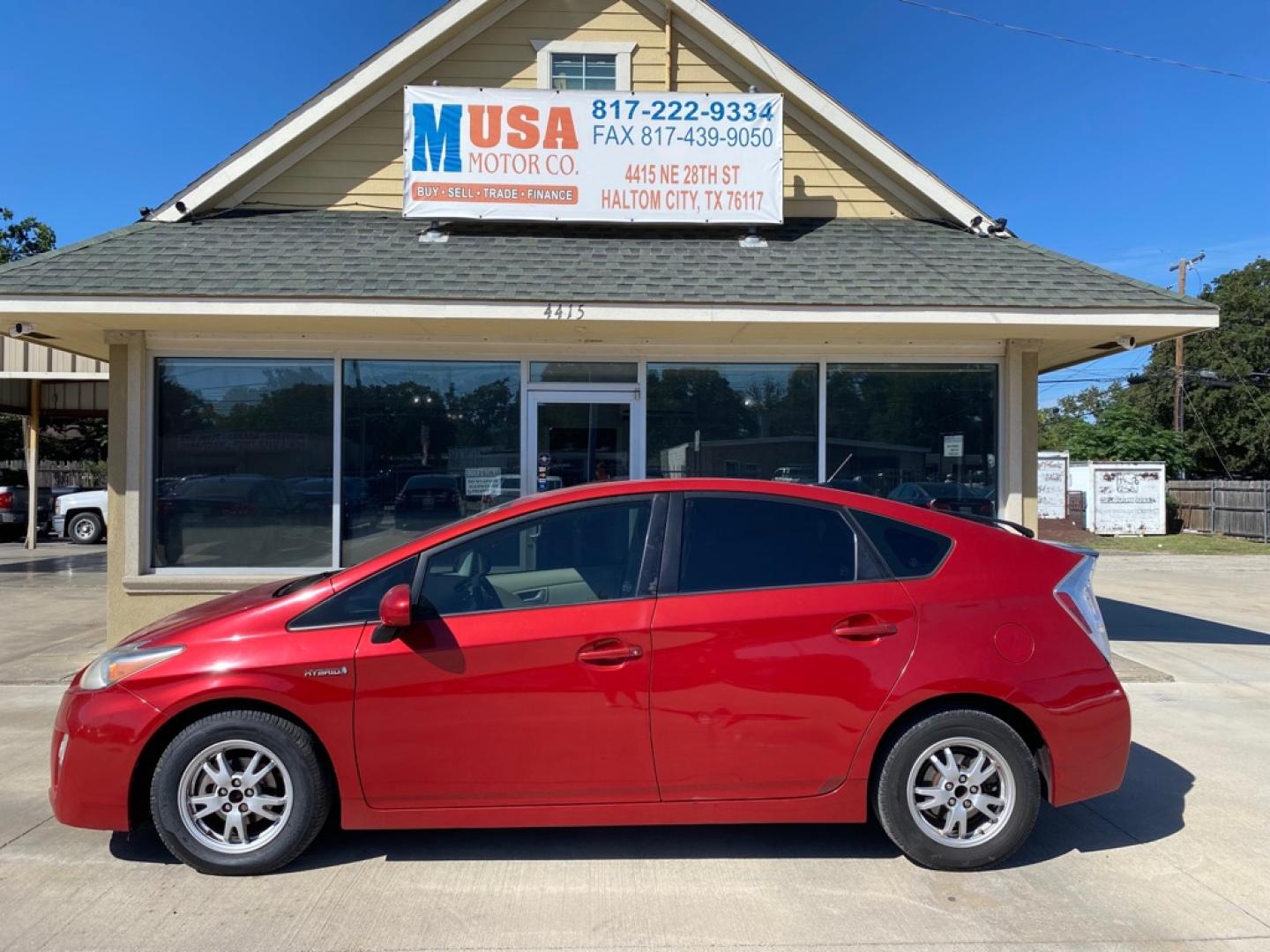 2010 RED TOYOTA PRIUS (JTDKN3DU9A5) with an 1.8L engine, Continuously Variable transmission, located at 4415 NE 28th St., Haltom City, TX, 76117, (817) 222-9334, 0.000000, 0.000000- Photo#1