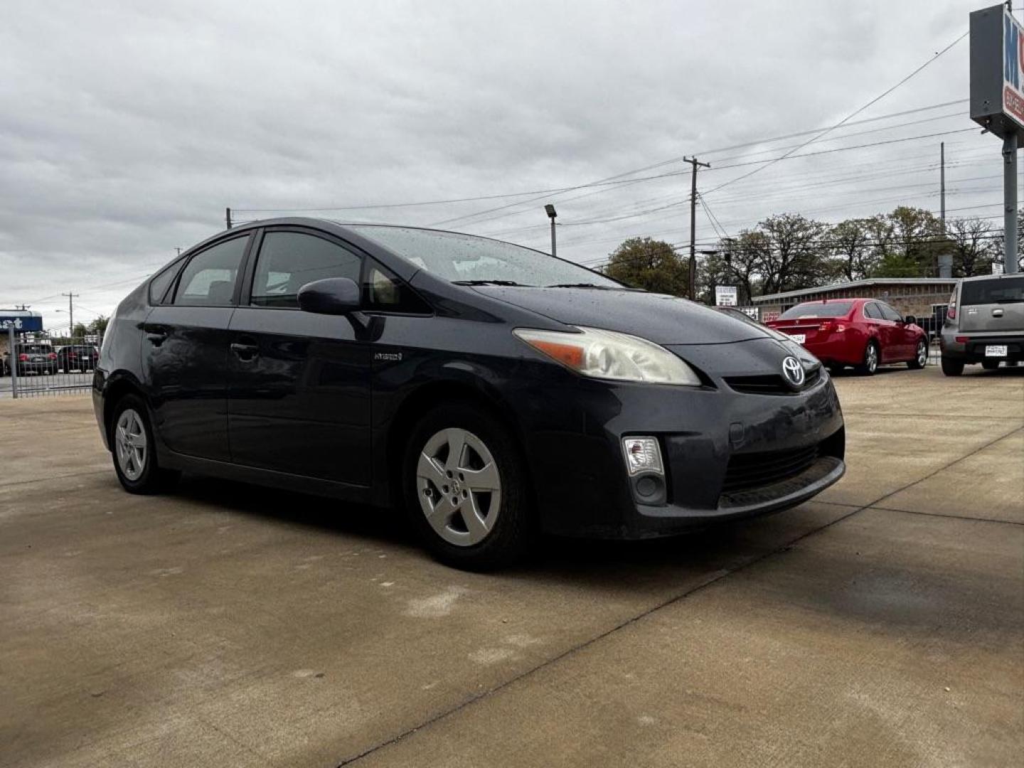 2010 GRAY TOYOTA PRIUS (JTDKN3DU5A0) with an 1.8L engine, Continuously Variable transmission, located at 4415 NE 28th St., Haltom City, TX, 76117, (817) 222-9334, 0.000000, 0.000000 - Photo#0