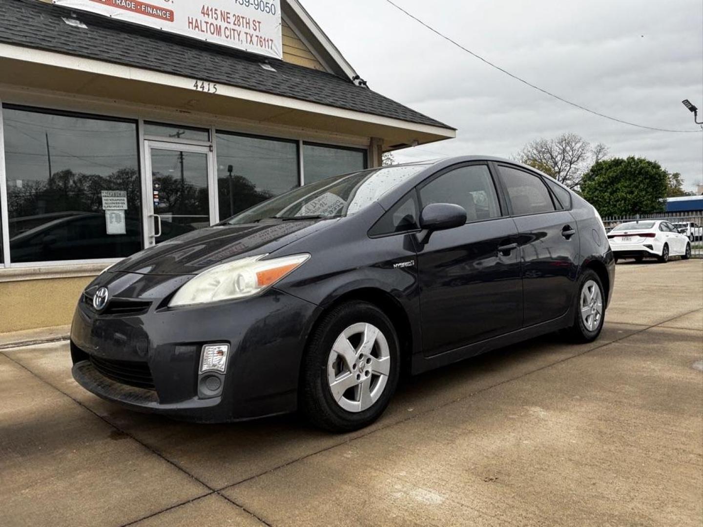 2010 GRAY TOYOTA PRIUS (JTDKN3DU5A0) with an 1.8L engine, Continuously Variable transmission, located at 4415 NE 28th St., Haltom City, TX, 76117, (817) 222-9334, 0.000000, 0.000000 - Photo#1