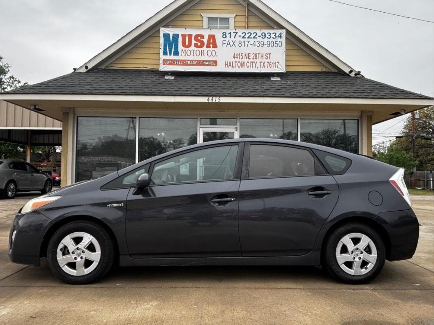 2010 GRAY TOYOTA PRIUS (JTDKN3DU5A0) with an 1.8L engine, Continuously Variable transmission, located at 4415 NE 28th St., Haltom City, TX, 76117, (817) 222-9334, 0.000000, 0.000000 - Photo#3
